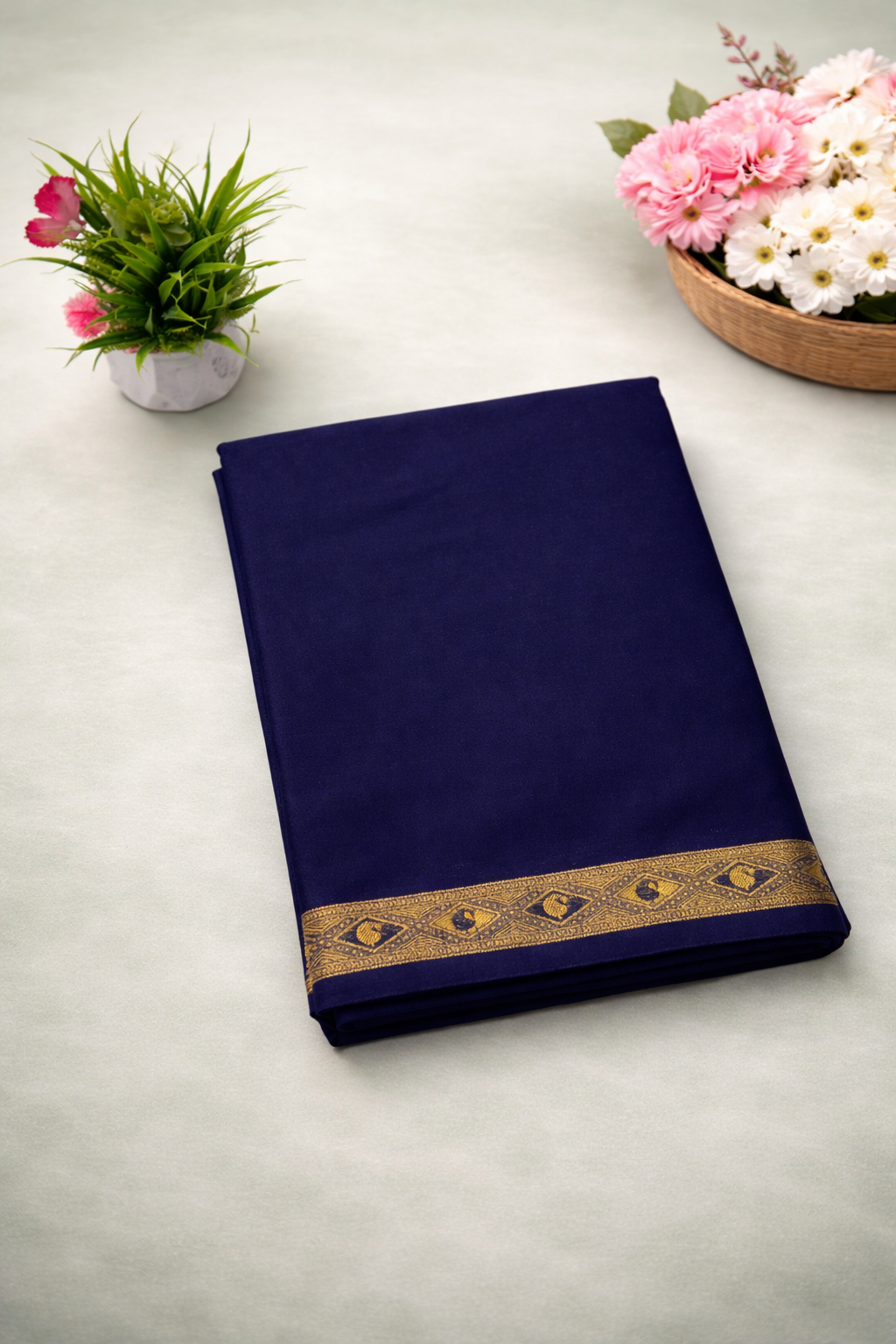 Crepe Piping Border Mango