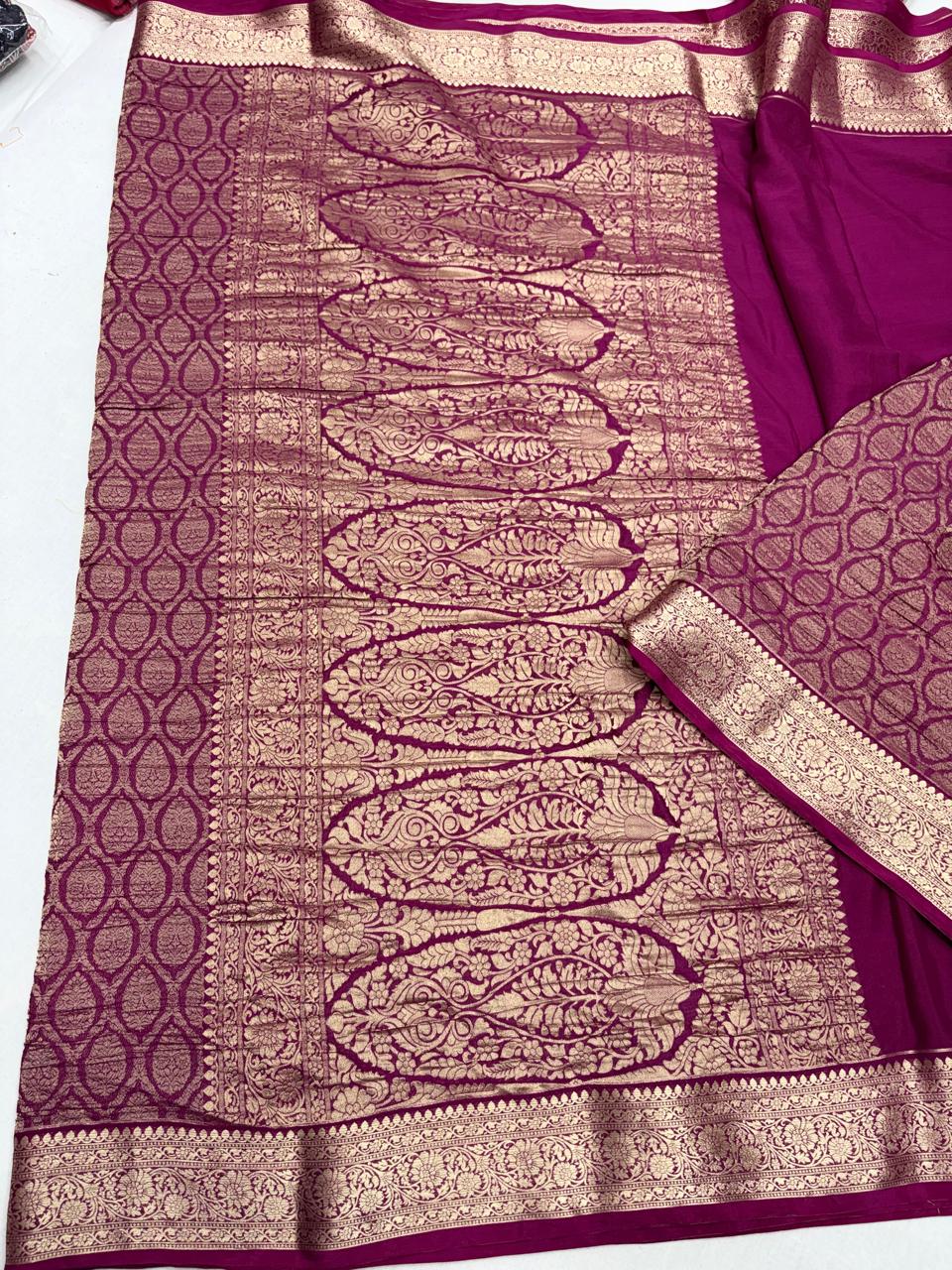 Premium Banarasi Premium wrinkle georgette Saree