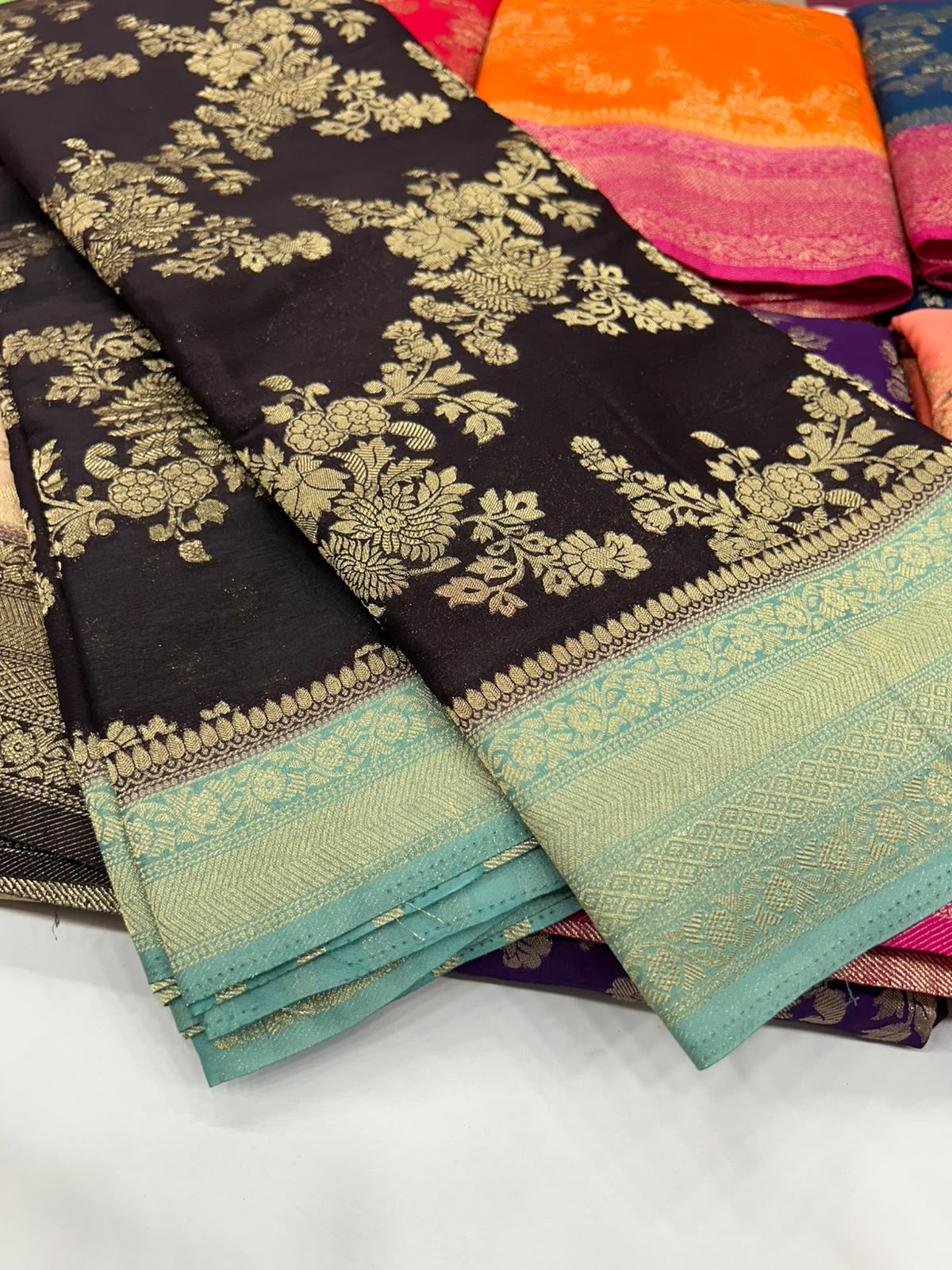 Premium Chinon Jaal with Contrast Border