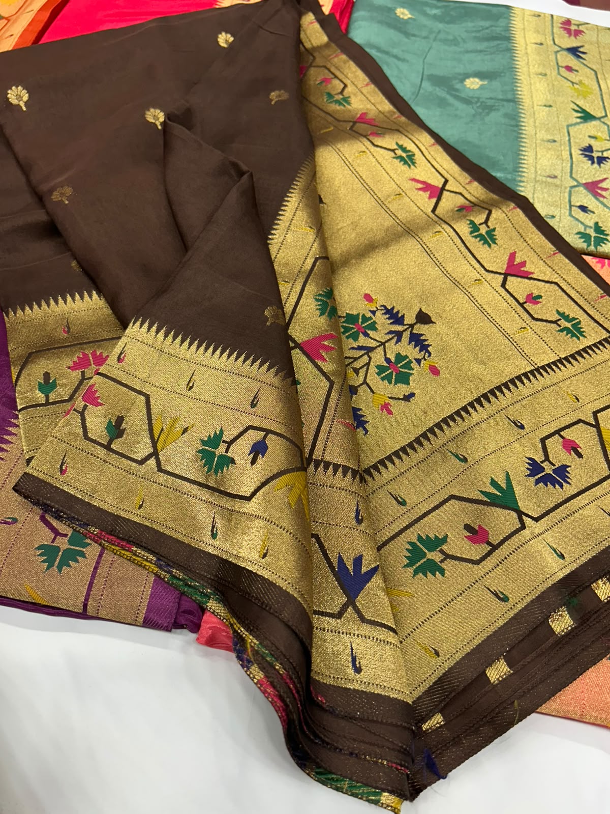 Premium Russian Viscose with Paithani Border