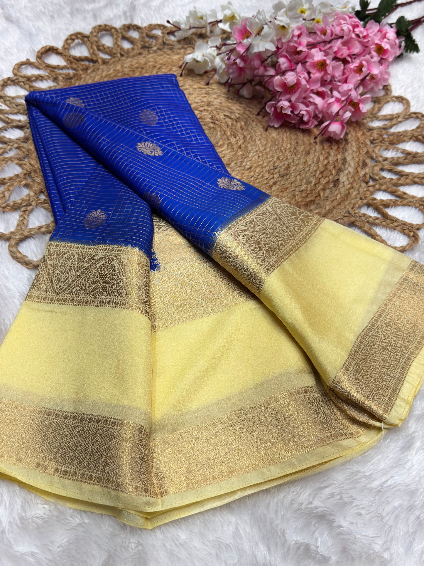 Premium Crepe Checks Rich Pallu