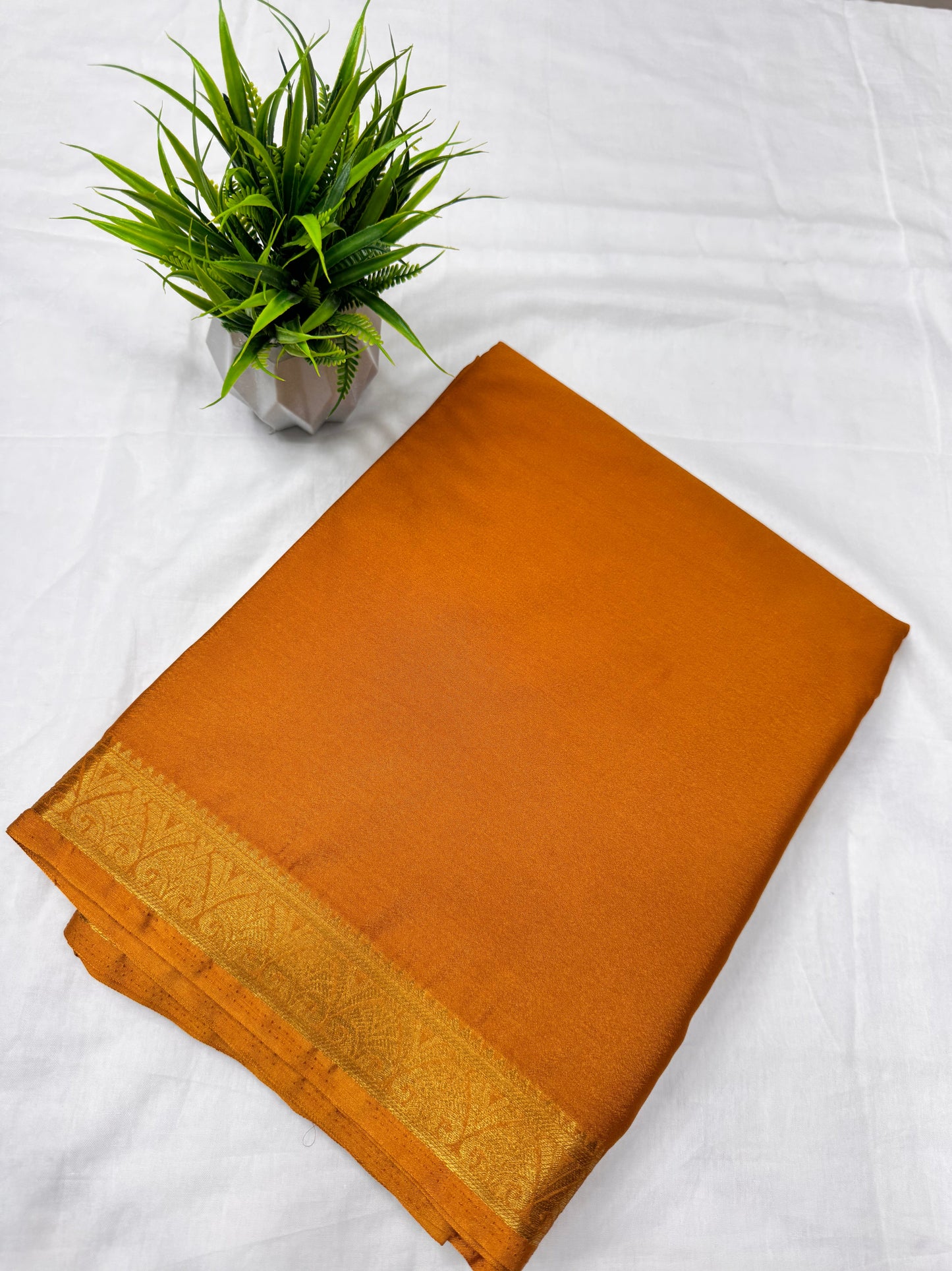 Royal Crepe Saree