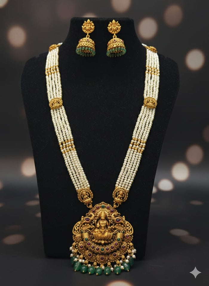 Trending Jewelry Collections