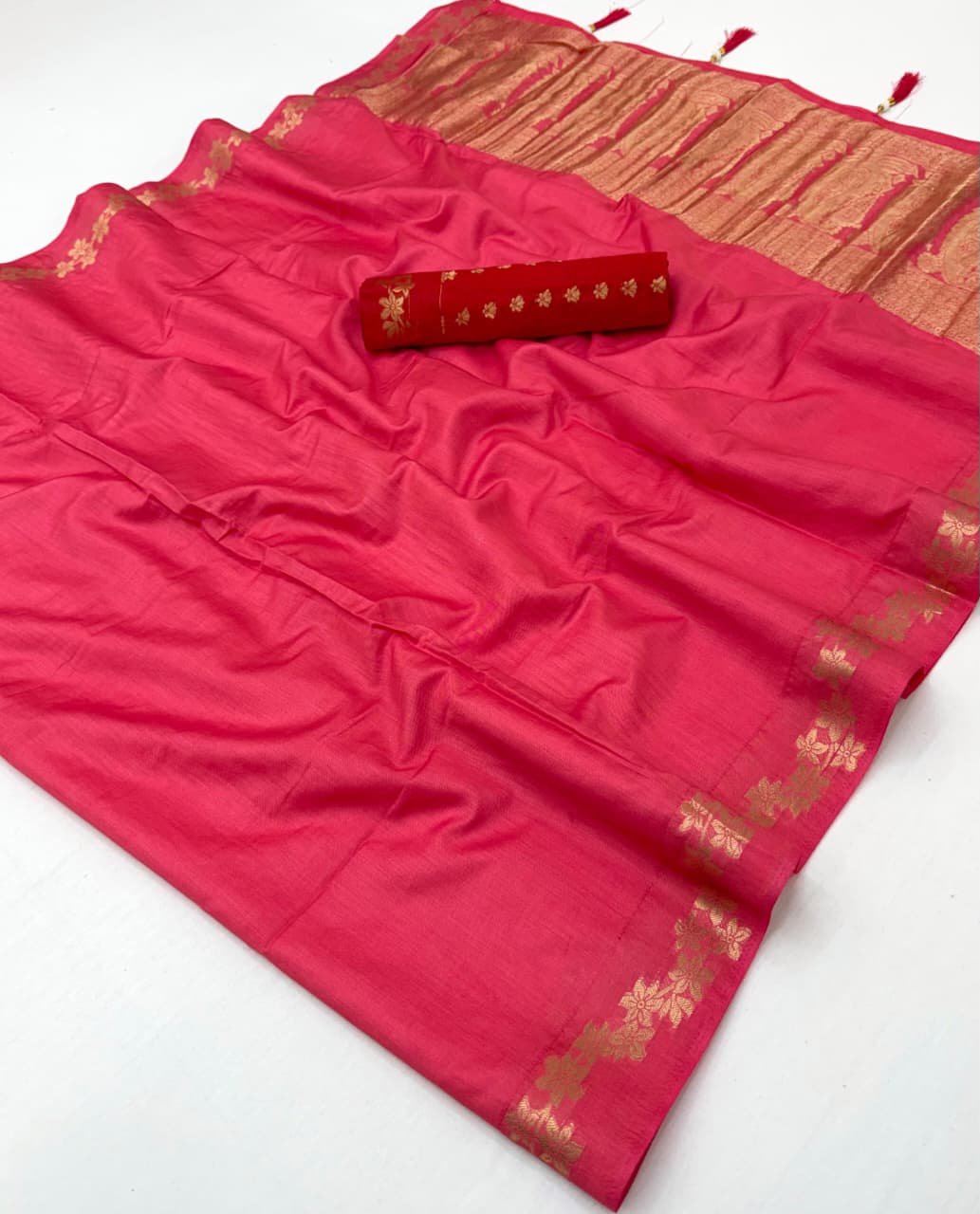 Cotton Saree with Tassels