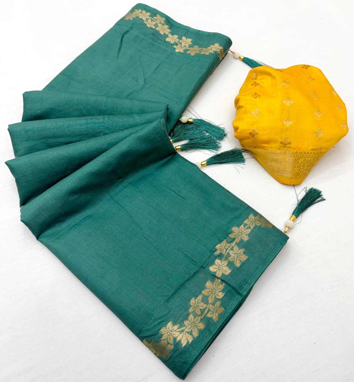 Cotton Saree with Tassels