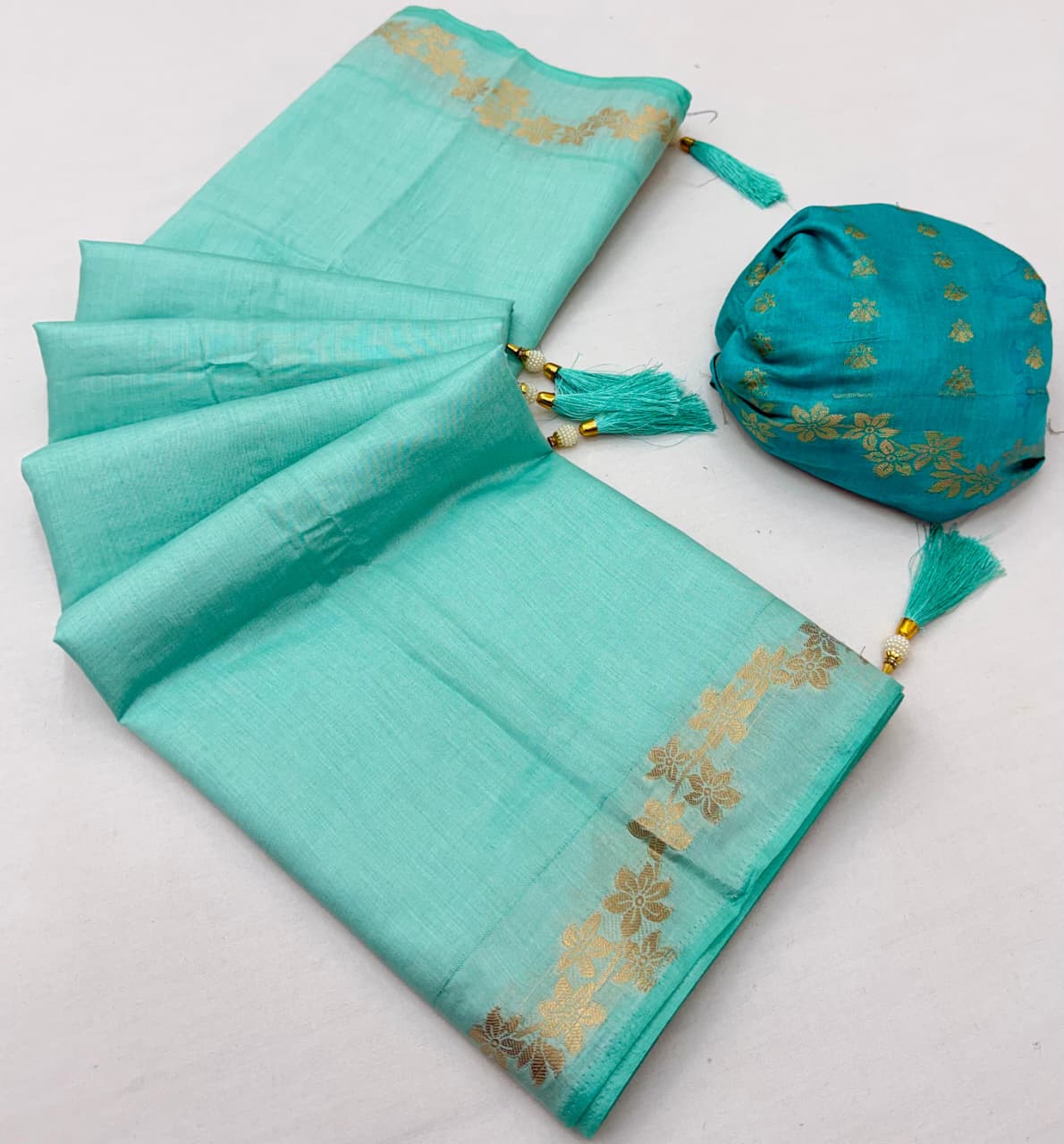 Cotton Saree with Tassels