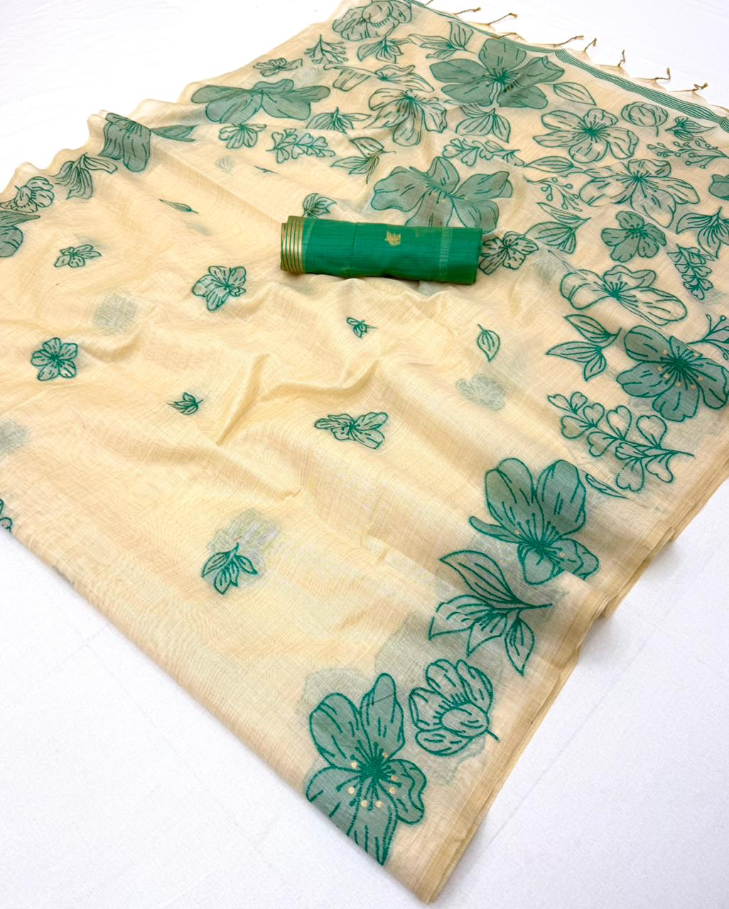 Borderless Cotton Flower Saree
