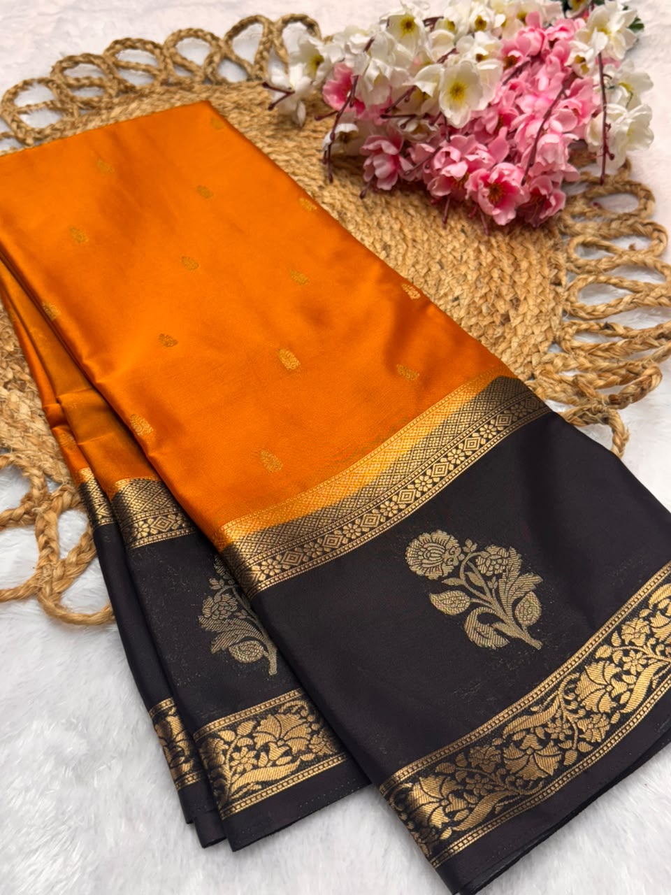 Flower Bentex Saree