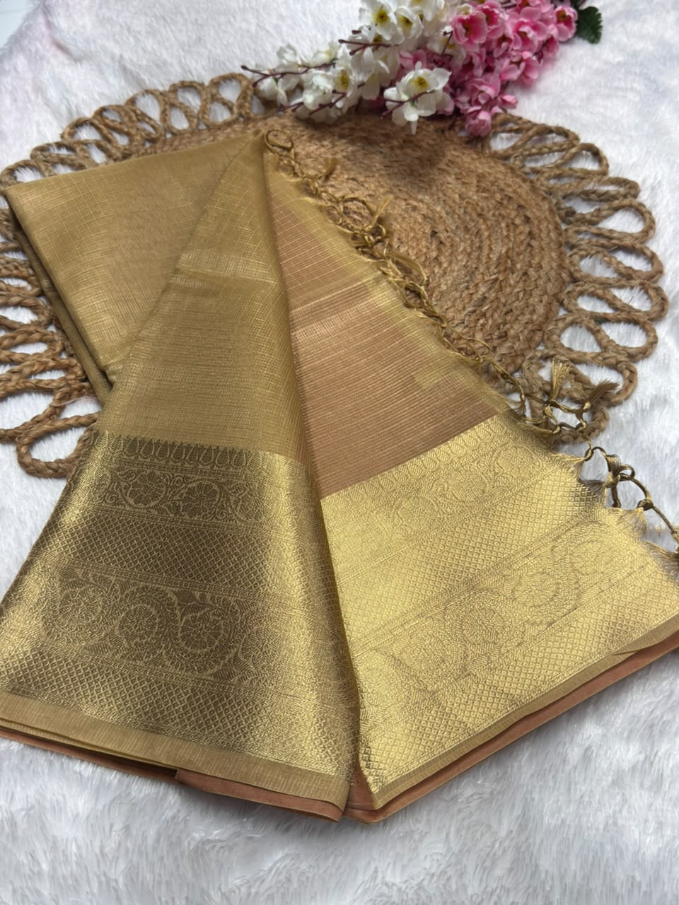 Gold Tissue Self