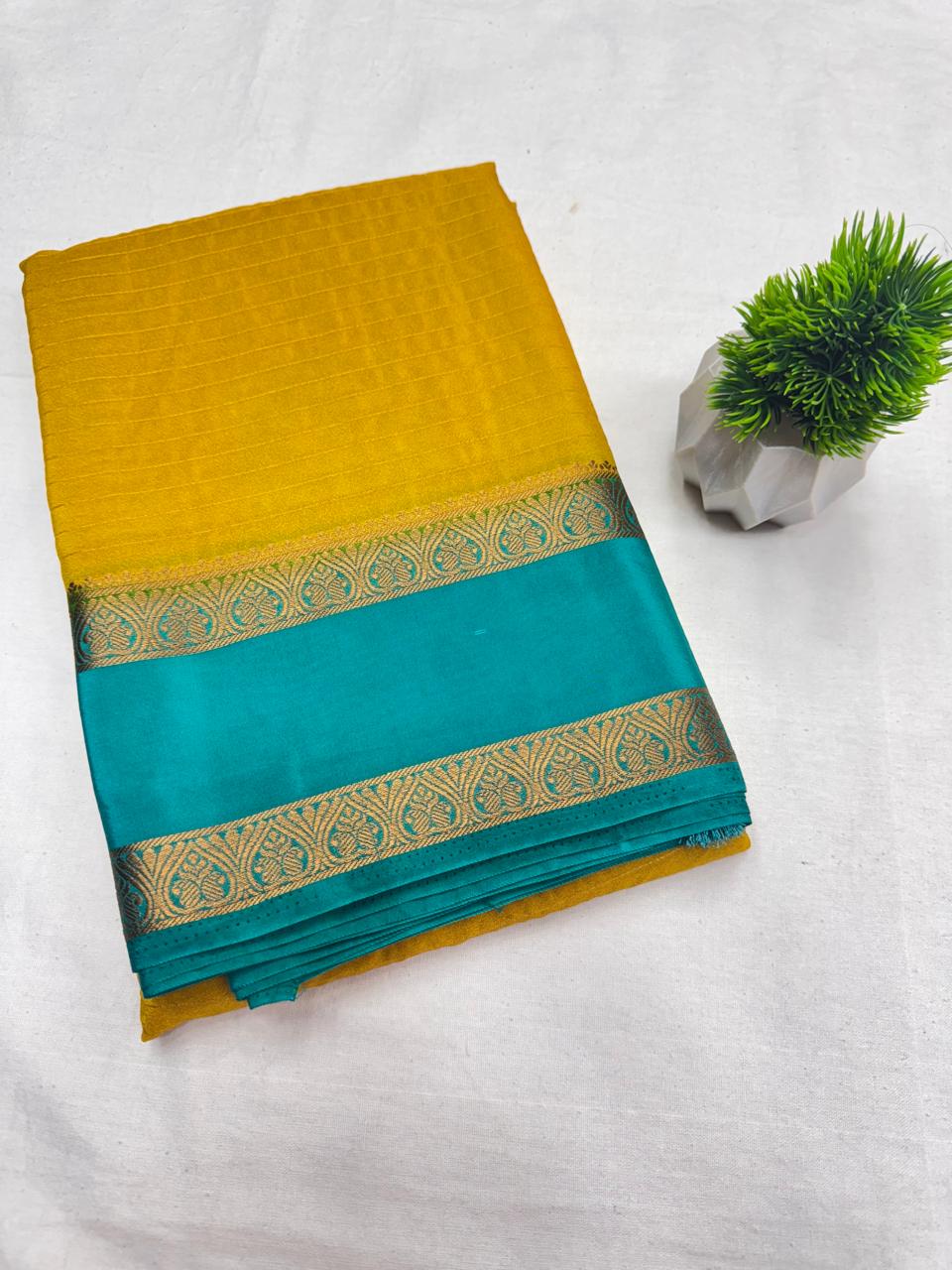 Crepe Stripes Bentex Border