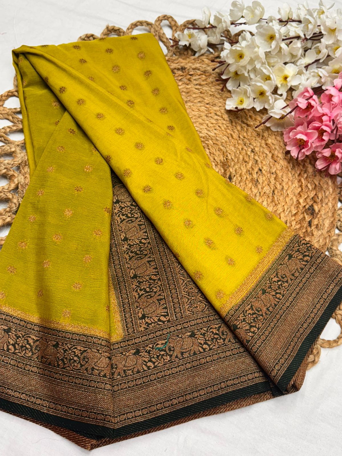 MustardYellowwithGreen