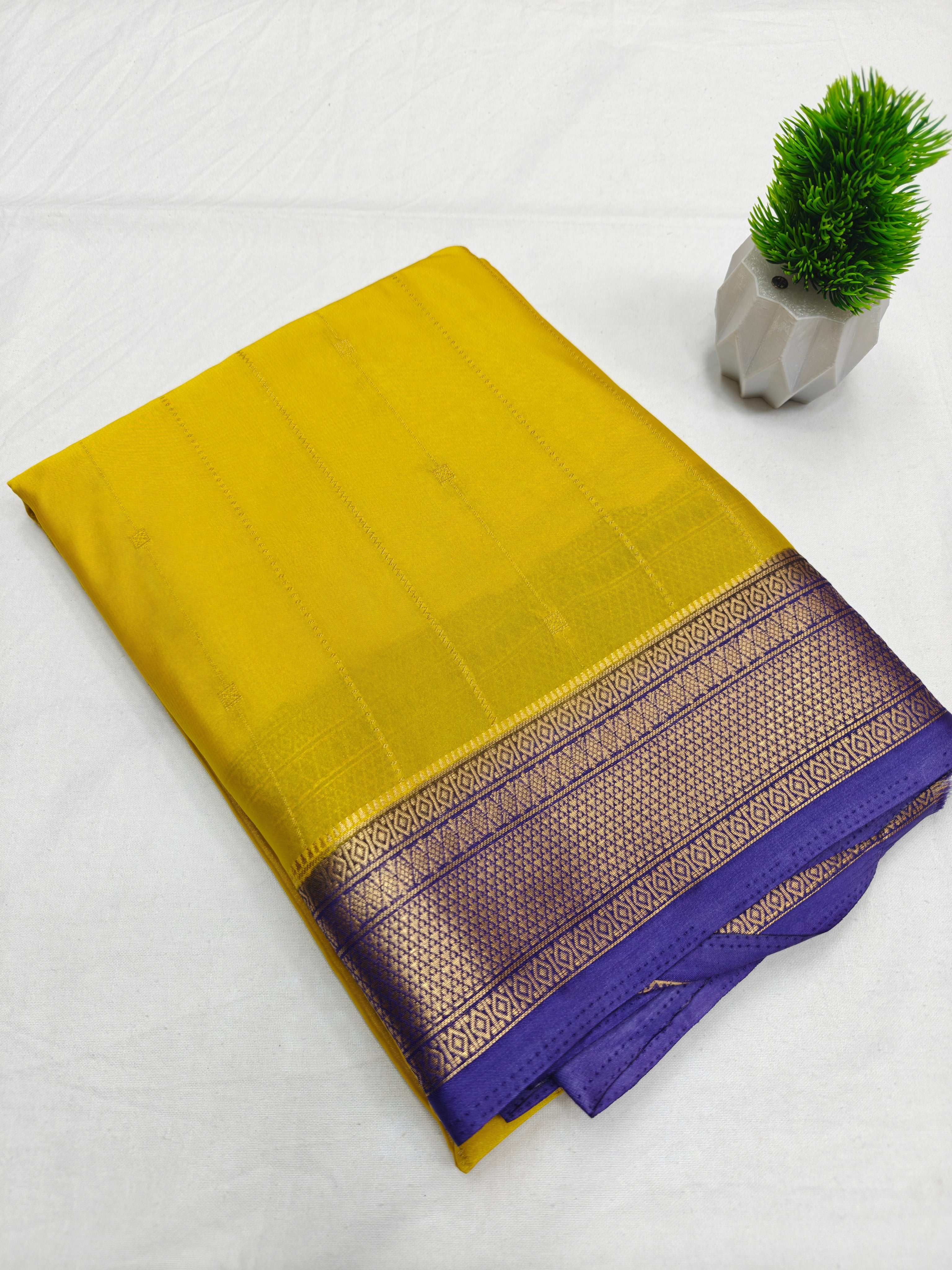 Crepe Rich Pallu