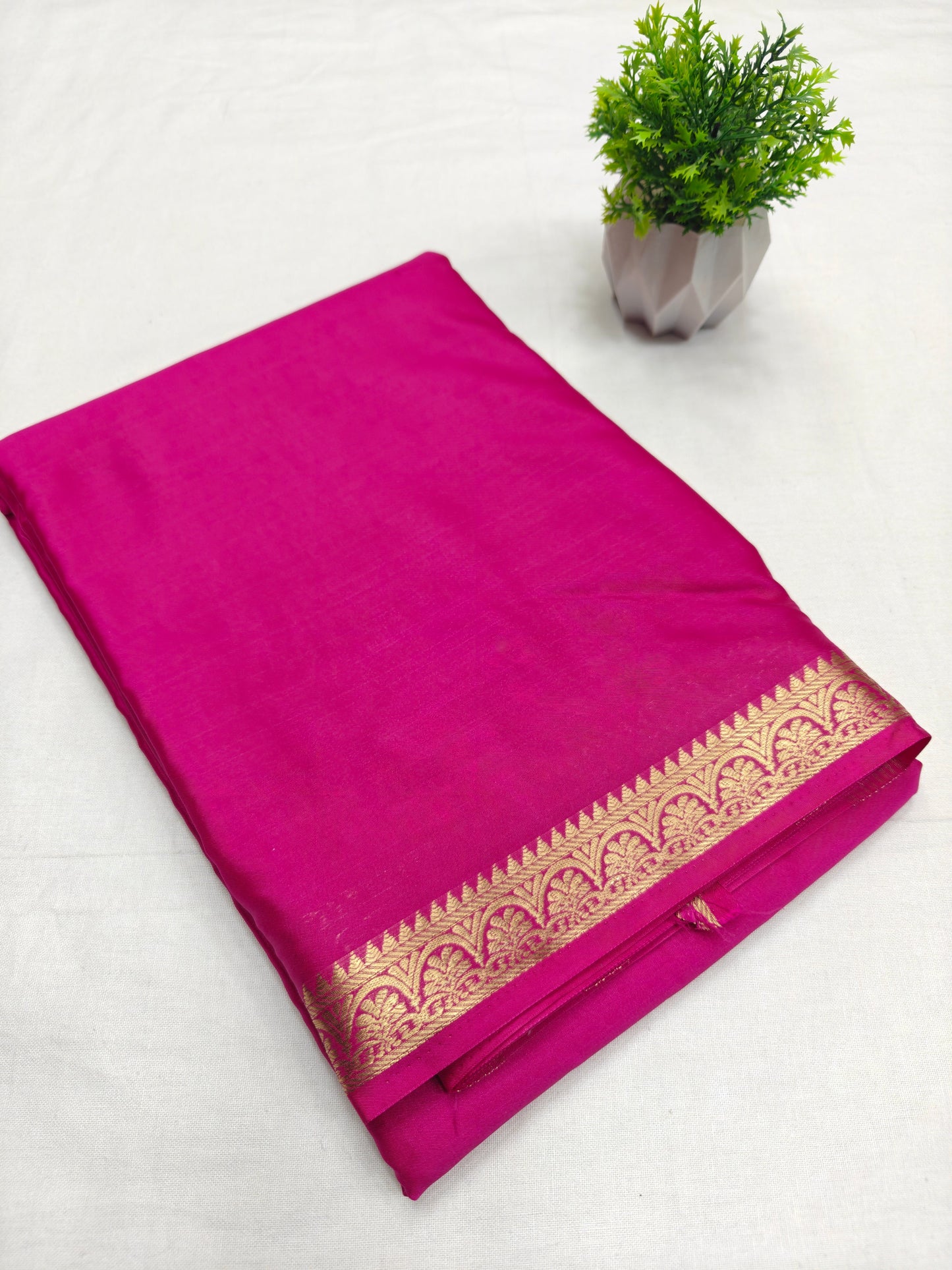 Crepe Grass Border