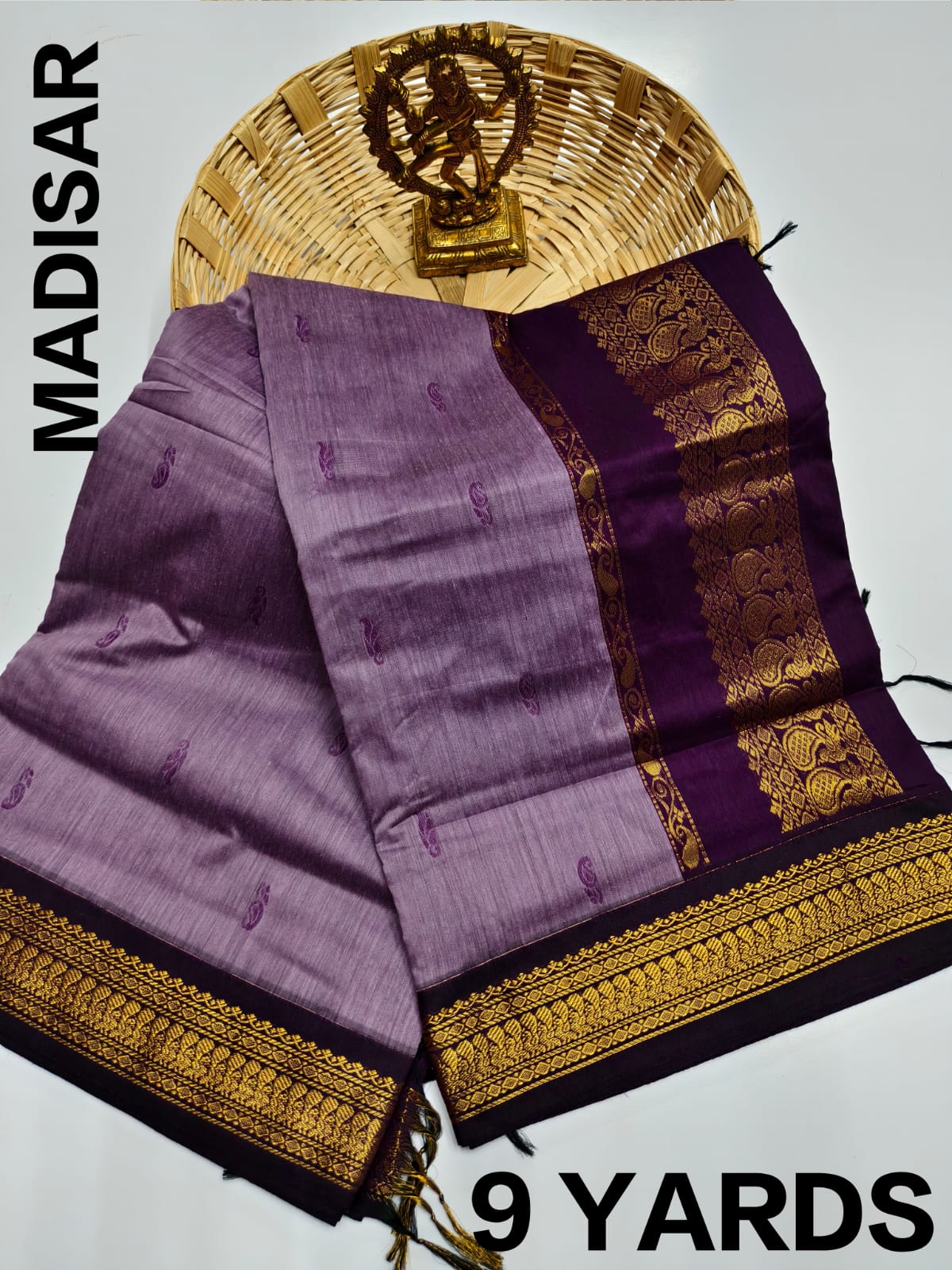 MADISAR SAREE/ NAUVARI SAREE with contrast zari border