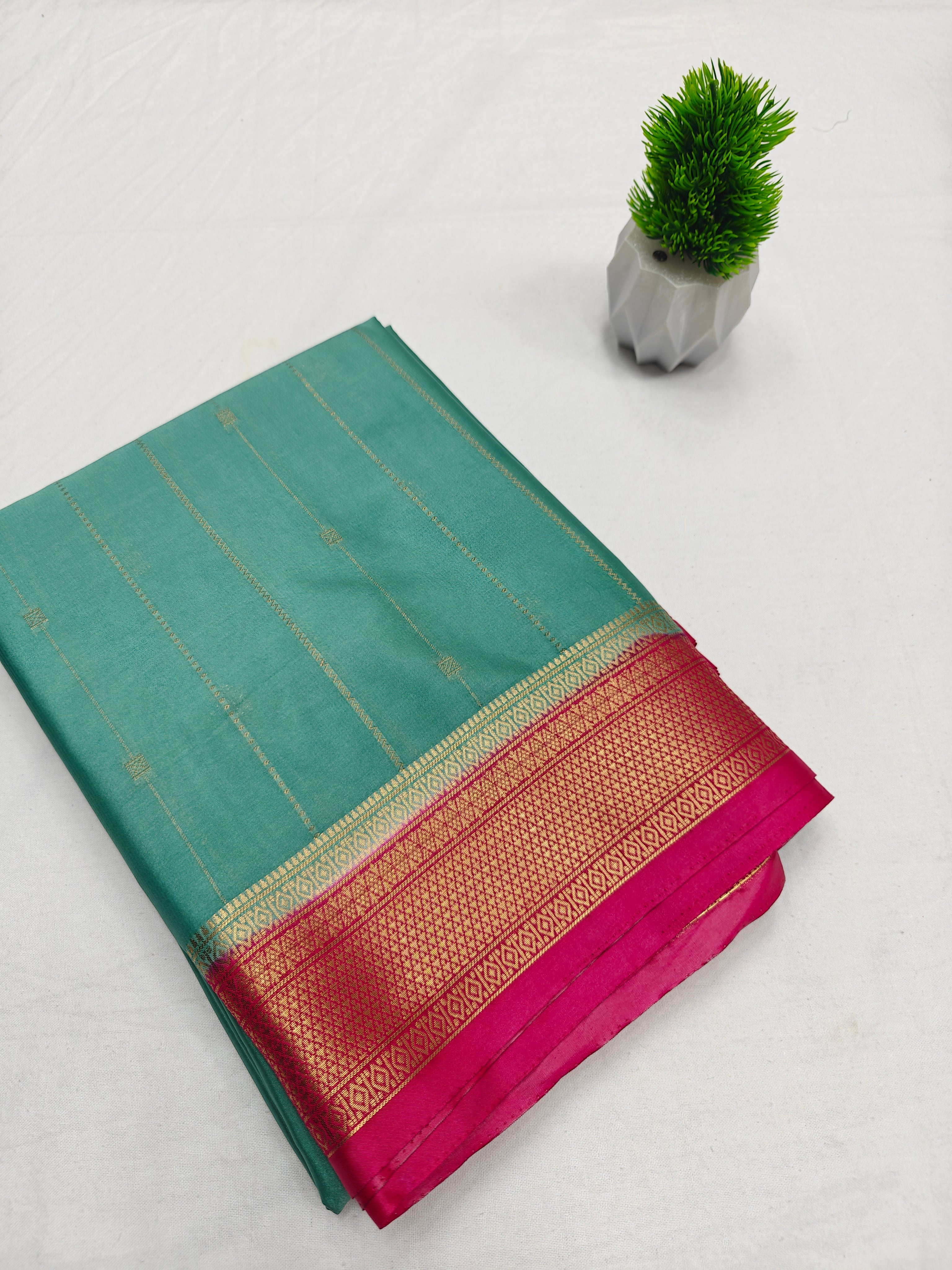 Crepe Rich Pallu